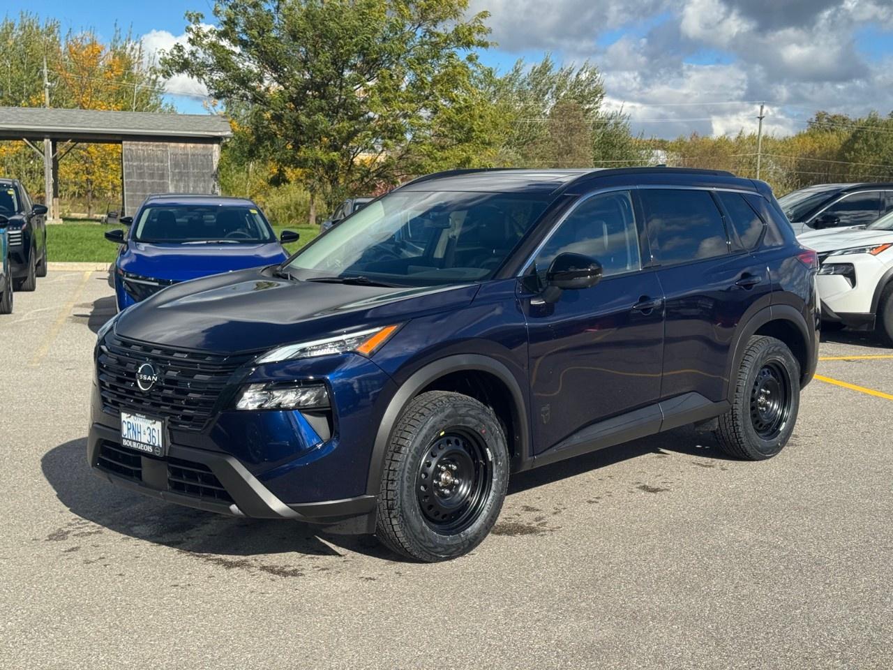 2026 Nissan Rogue AWD SV Dark Armor Photo