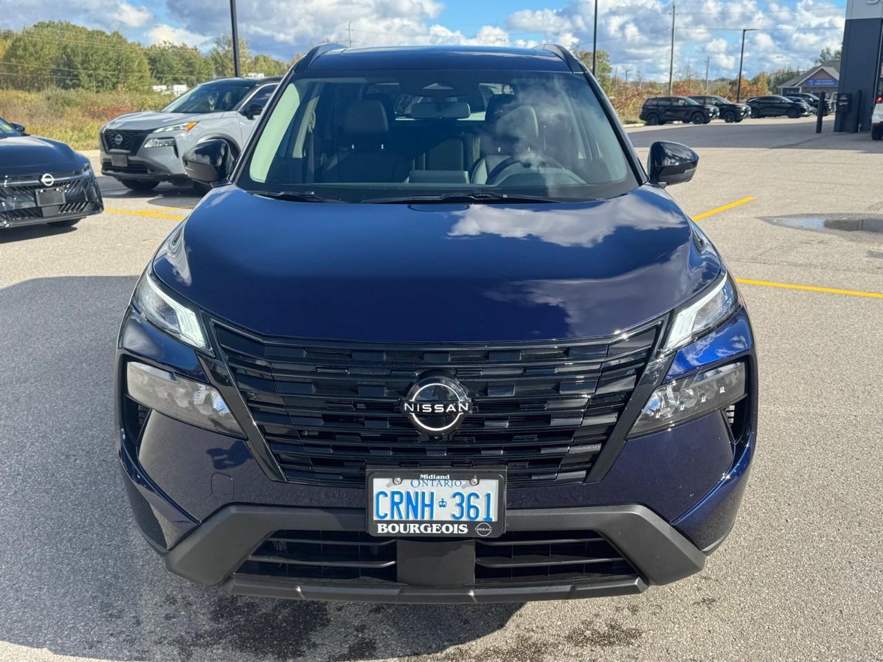 2026 Nissan Rogue AWD SV Dark Armor Photo