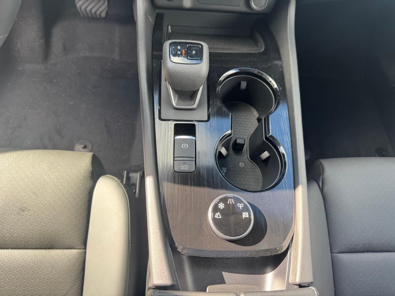 2026 Nissan Rogue AWD SV Dark Armor Photo