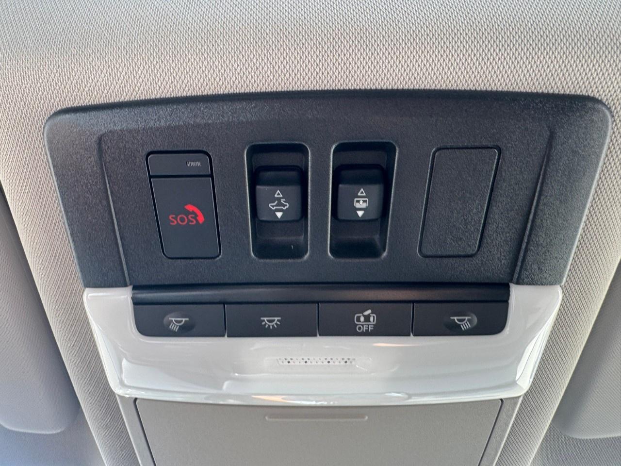 2026 Nissan Rogue AWD SV Dark Armor Photo
