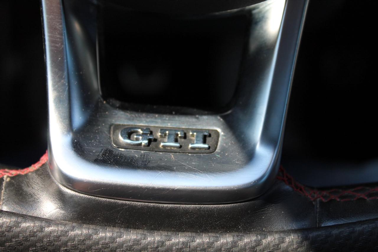 2016 Volkswagen Golf GTI Autobahn Photo