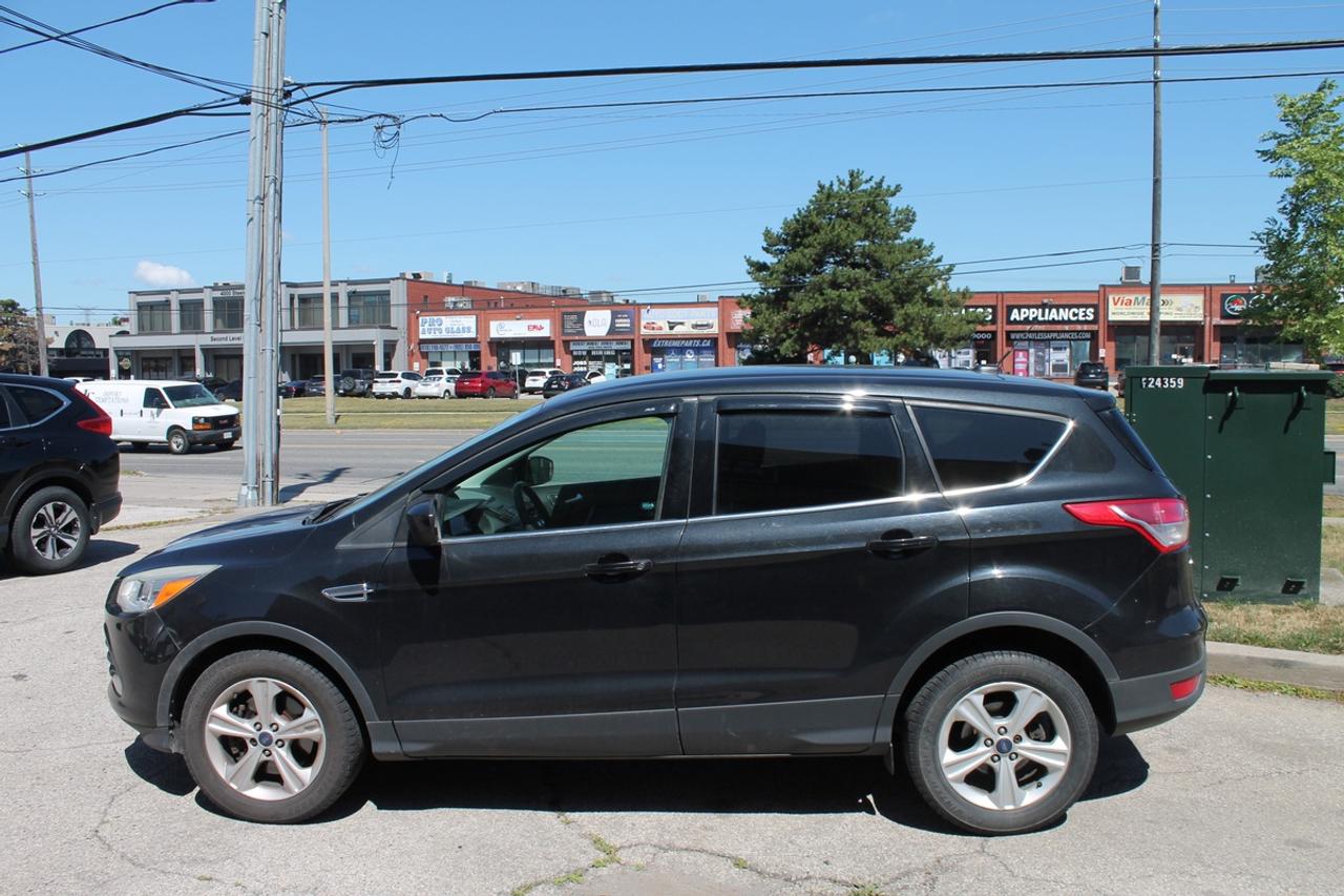 2015 Ford Escape SE Photo