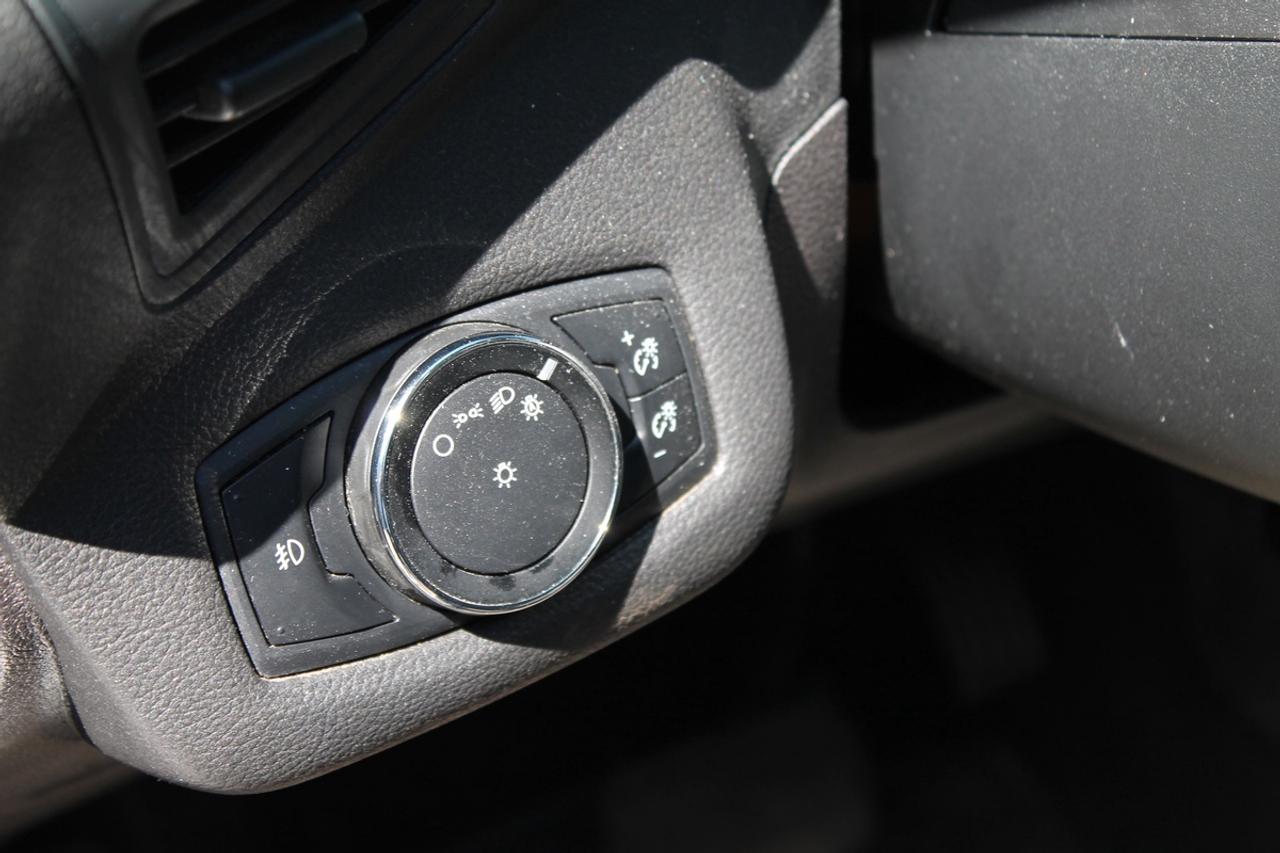 2015 Ford Escape SE Photo