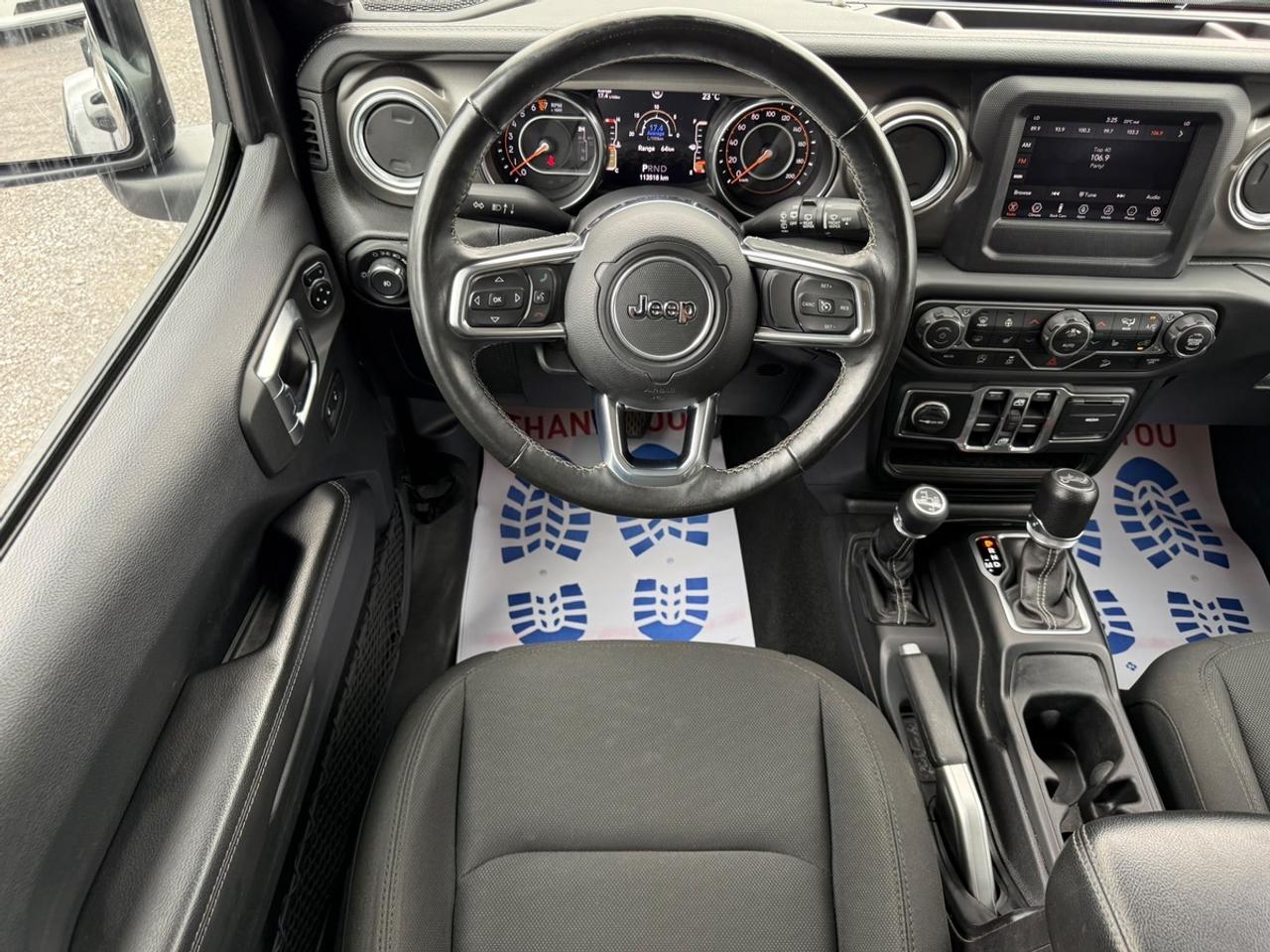 2018 Jeep Wrangler Sahara Photo