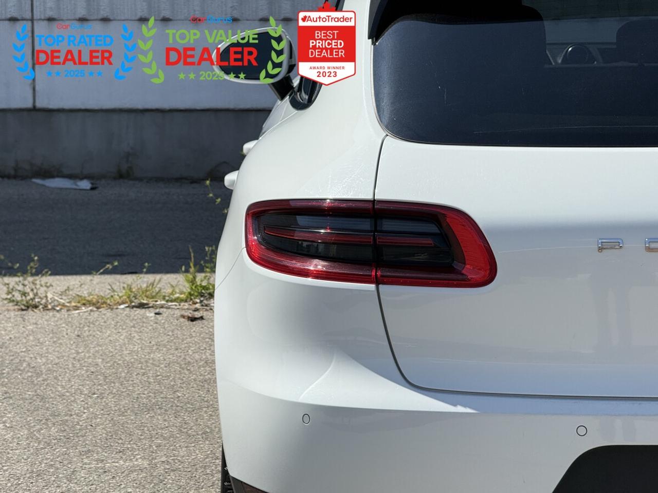 2018 Porsche Macan S PREMIUM PKG | EXTENDED LEATHER PKG | RED INT | BOSE SOUND Photo