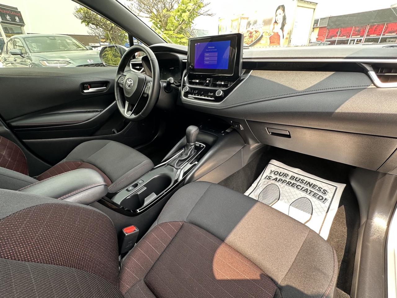 2024 Toyota Corolla Hybrid AWD SE Photo