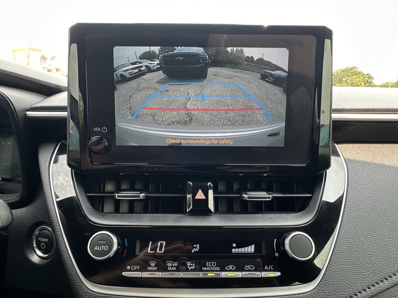 2024 Toyota Corolla Hybrid AWD SE Photo