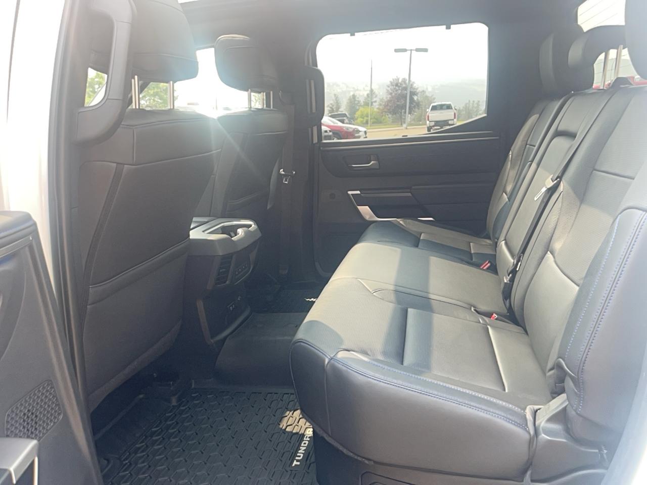 2024 Toyota Tundra CrewMax Platinum HYBRID Photo