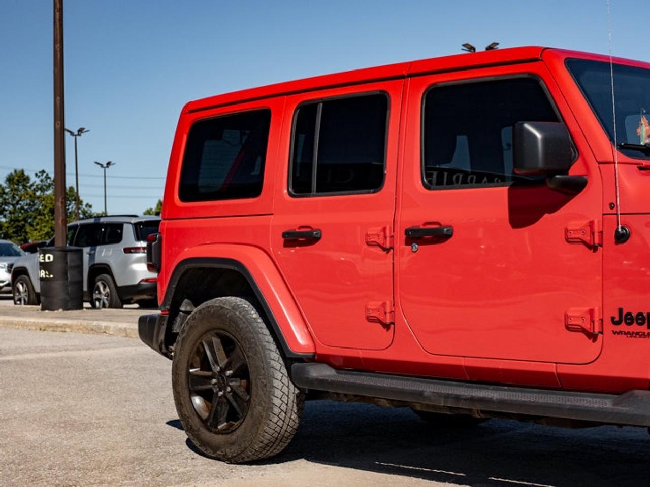 2021 Jeep Wrangler UNLIMITED ALTITUDE Photo