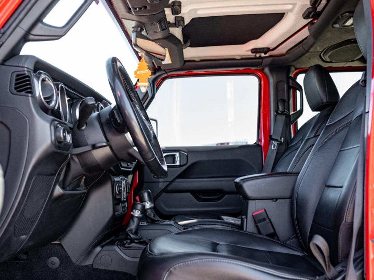 2021 Jeep Wrangler UNLIMITED ALTITUDE Photo