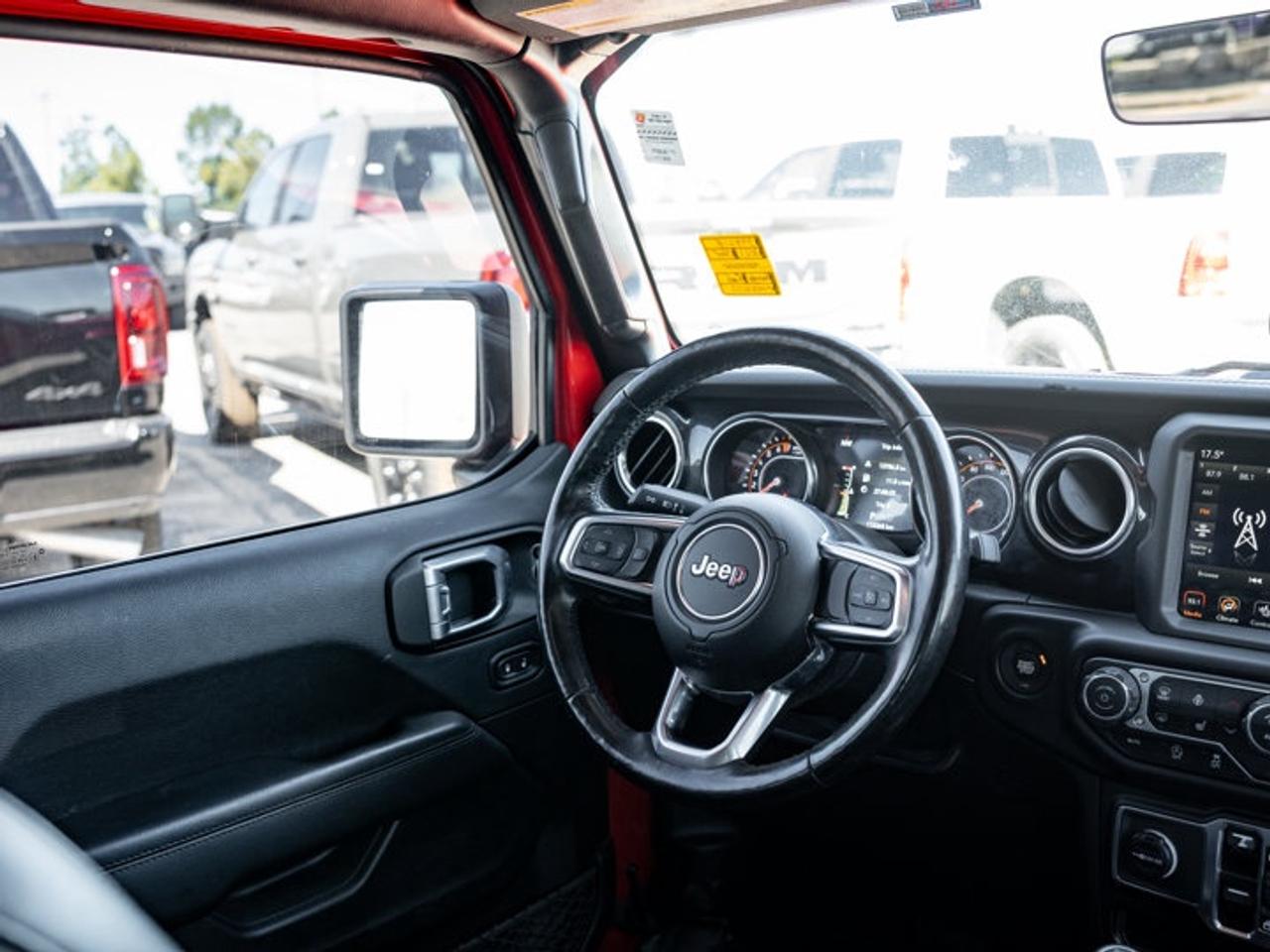2021 Jeep Wrangler UNLIMITED ALTITUDE Photo