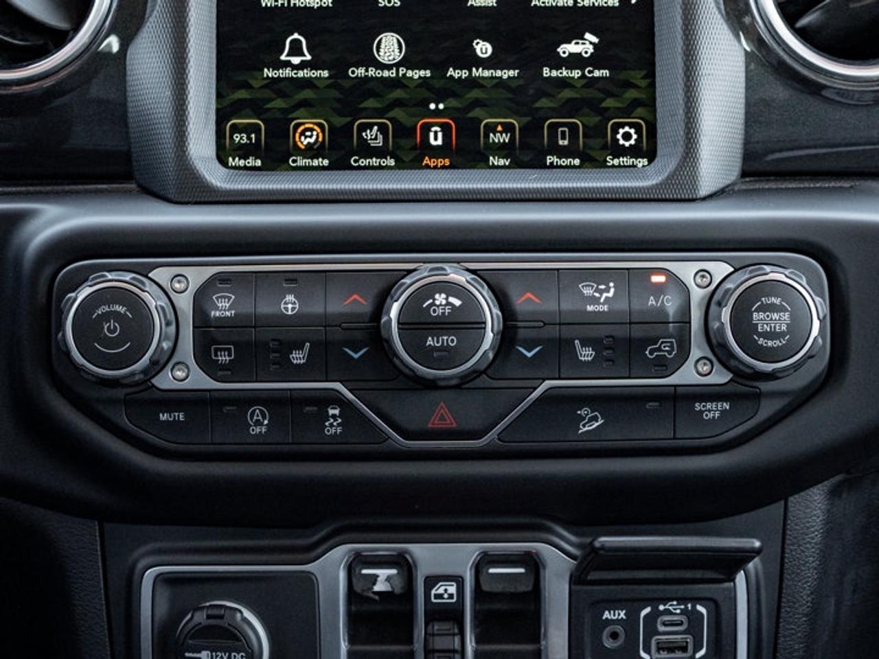 2021 Jeep Wrangler UNLIMITED ALTITUDE Photo