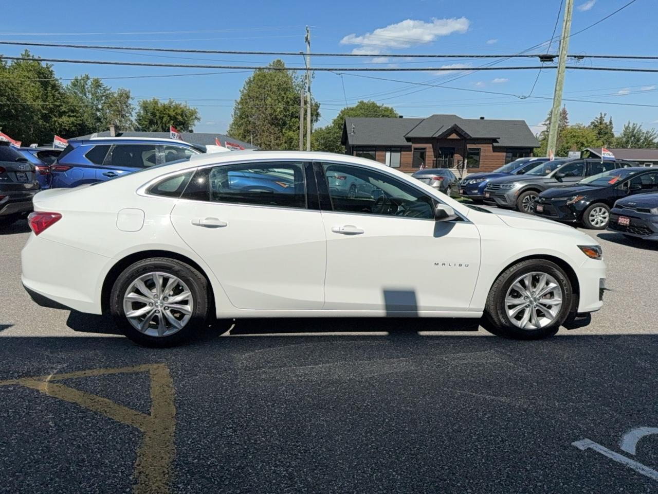 2019 Chevrolet Malibu LT Photo