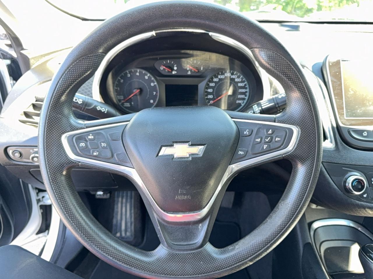 2019 Chevrolet Malibu LT Photo
