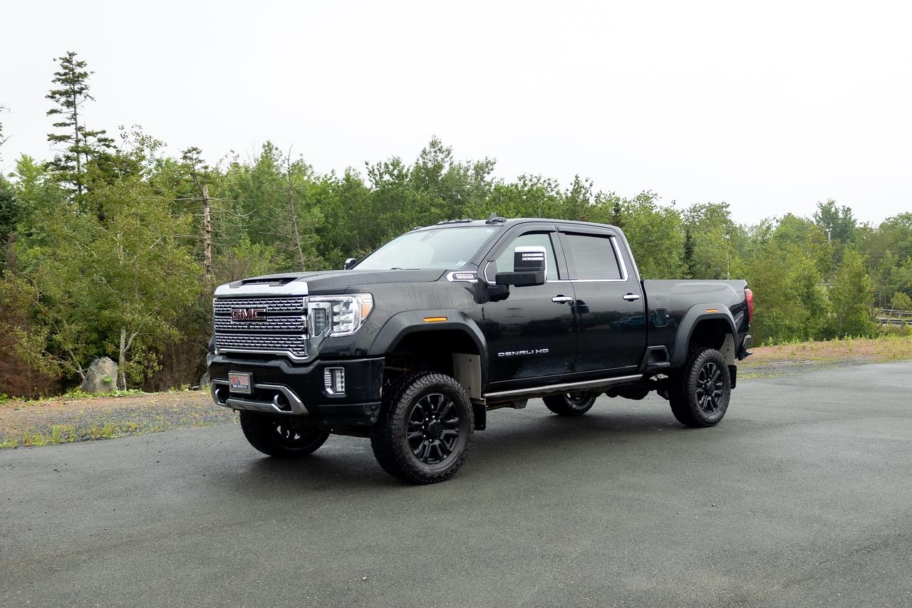 2023 GMC Sierra 3500 Denali