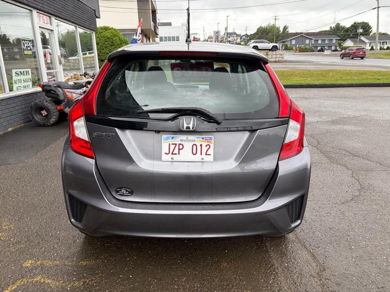 2015 Honda Fit LX CVT Photo