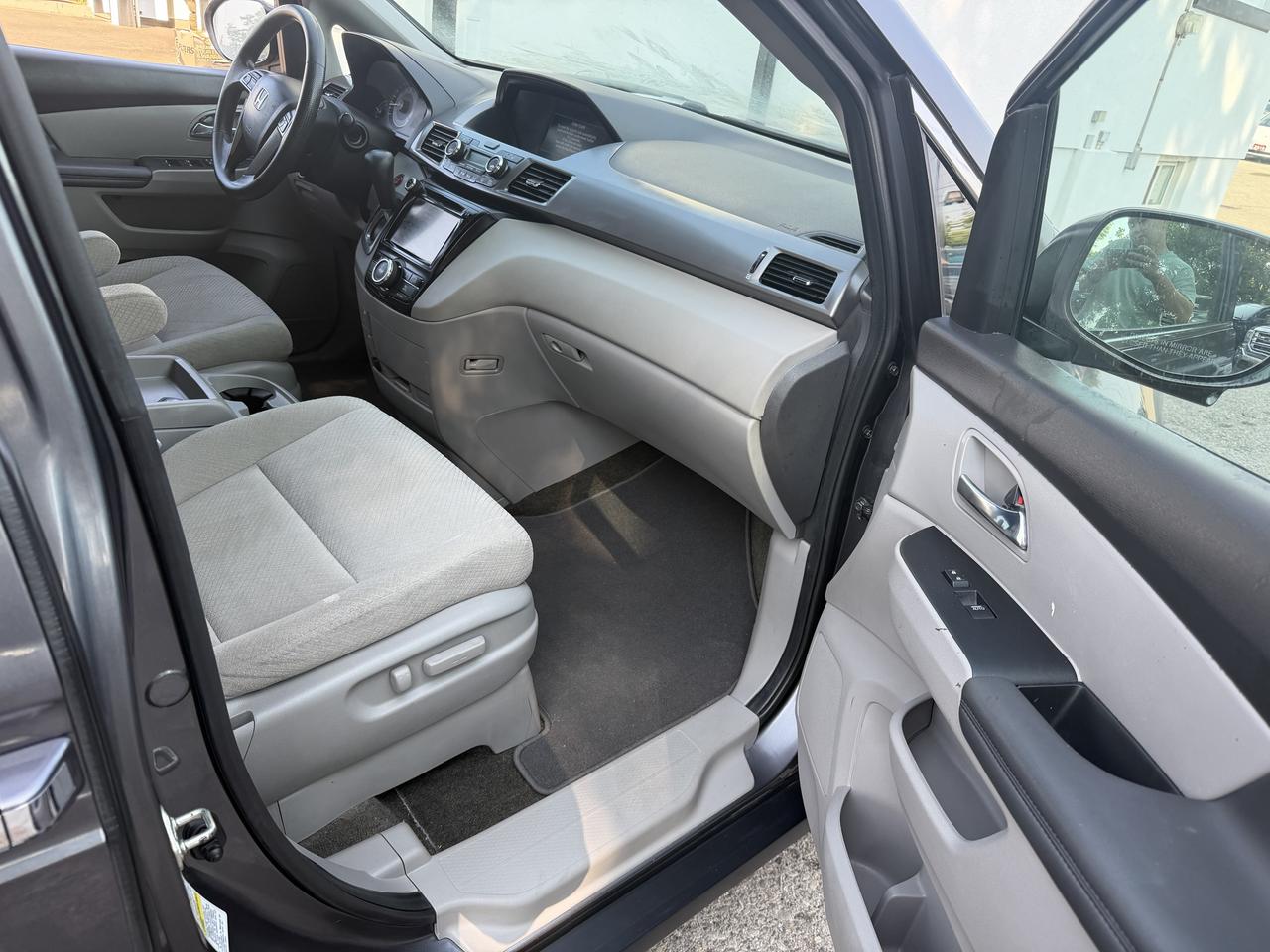 2017 Honda Odyssey EX | Two Sets of Wheels Photo
