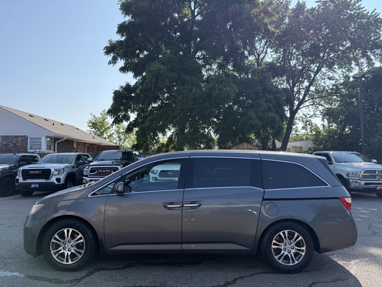 2012 Honda Odyssey EX-L Photo