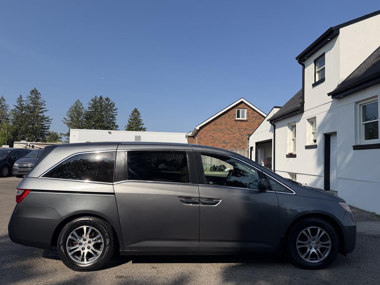 2012 Honda Odyssey EX-L Photo