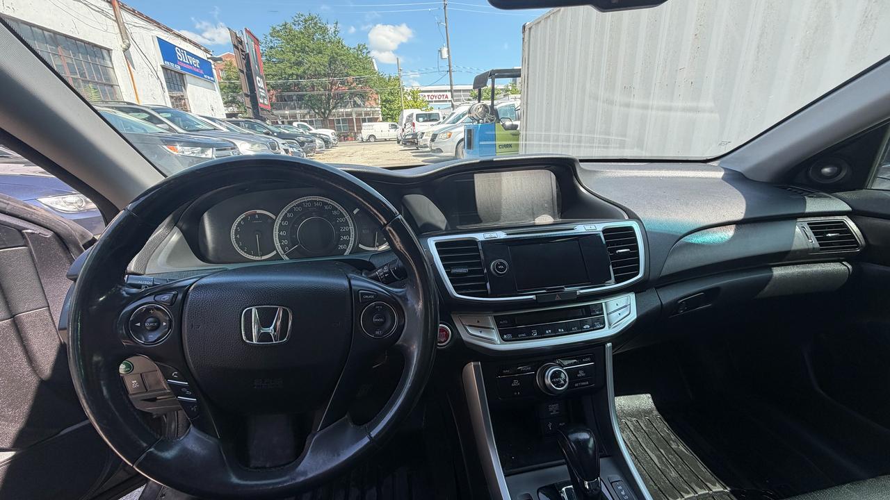2014 Honda Accord Touring Photo