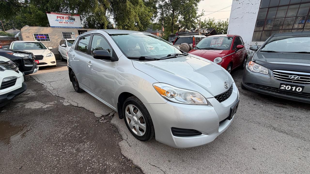 2010 Toyota Matrix  Photo