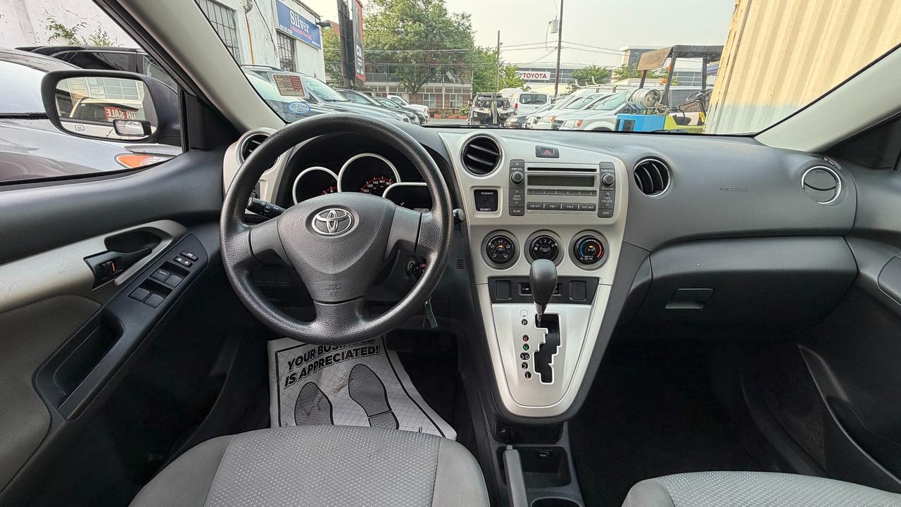 2010 Toyota Matrix  Photo