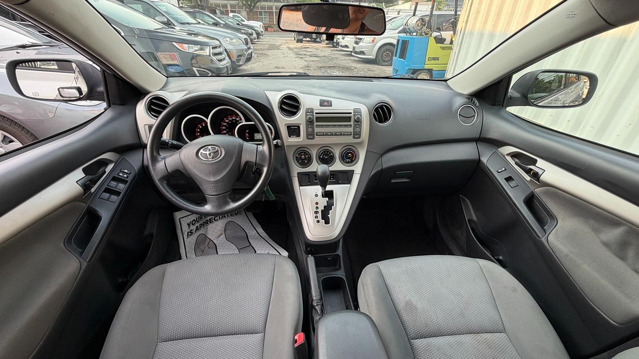 2010 Toyota Matrix  Photo