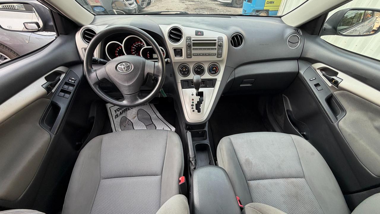 2010 Toyota Matrix  Photo