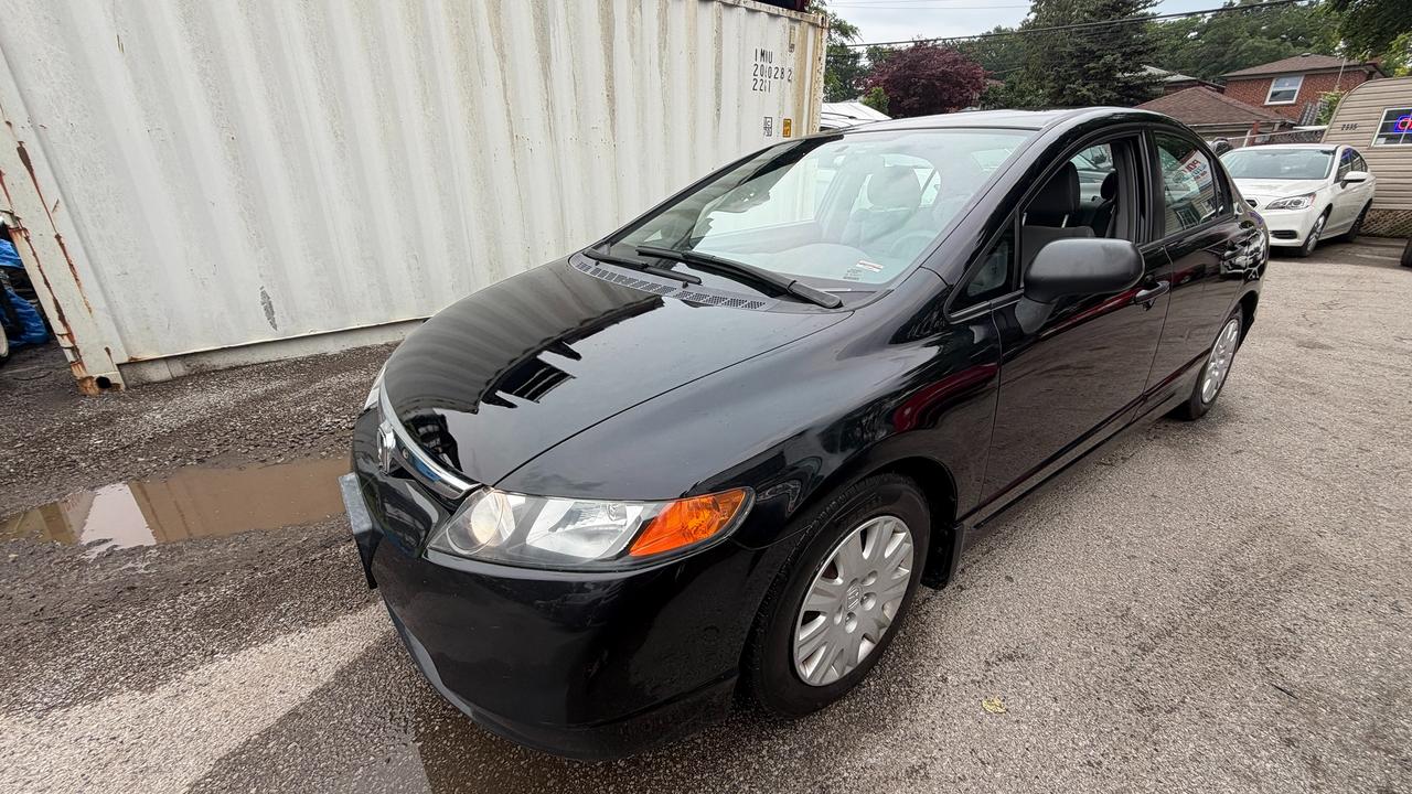 2007 Honda Civic DX-G Photo2