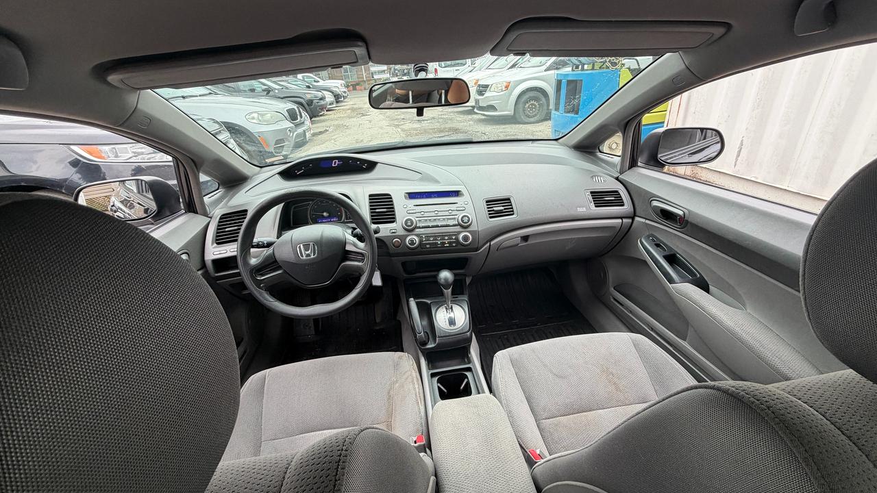 2007 Honda Civic DX-G Photo