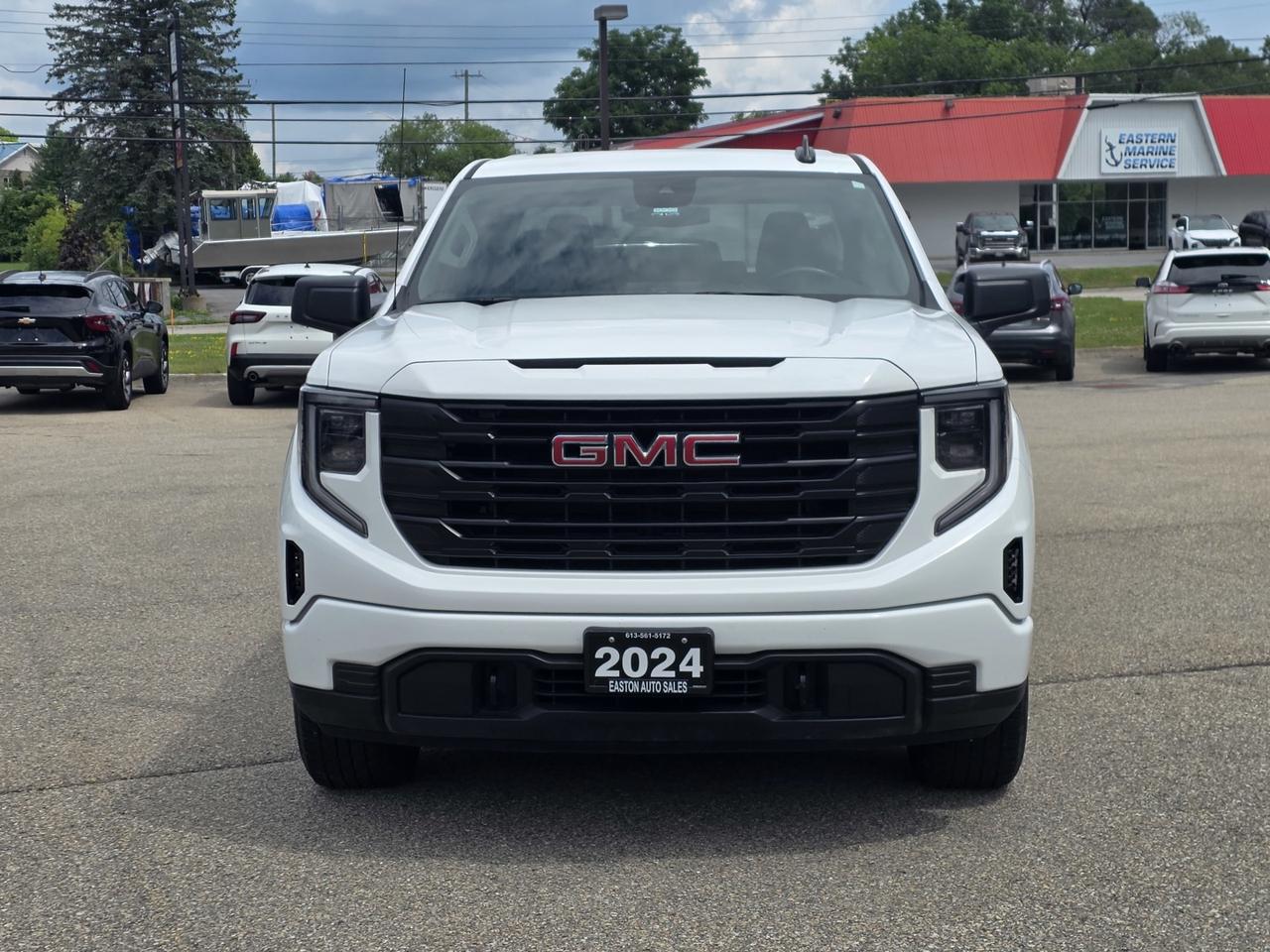 2024 GMC Sierra 1500 Pro Crew Cab 4WD Photo