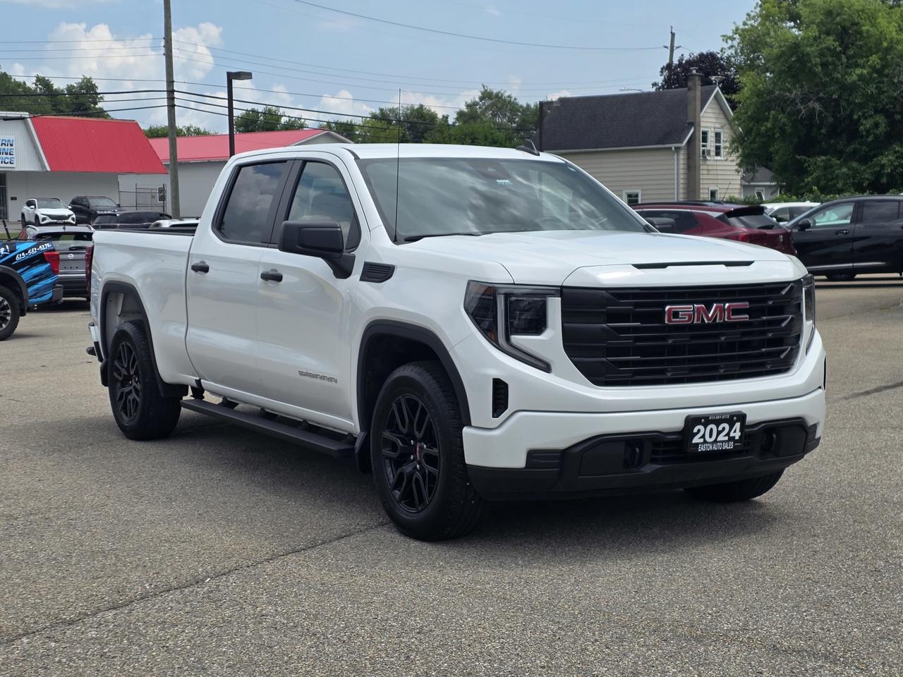 2024 GMC Sierra 1500 Pro Crew Cab 4WD Photo