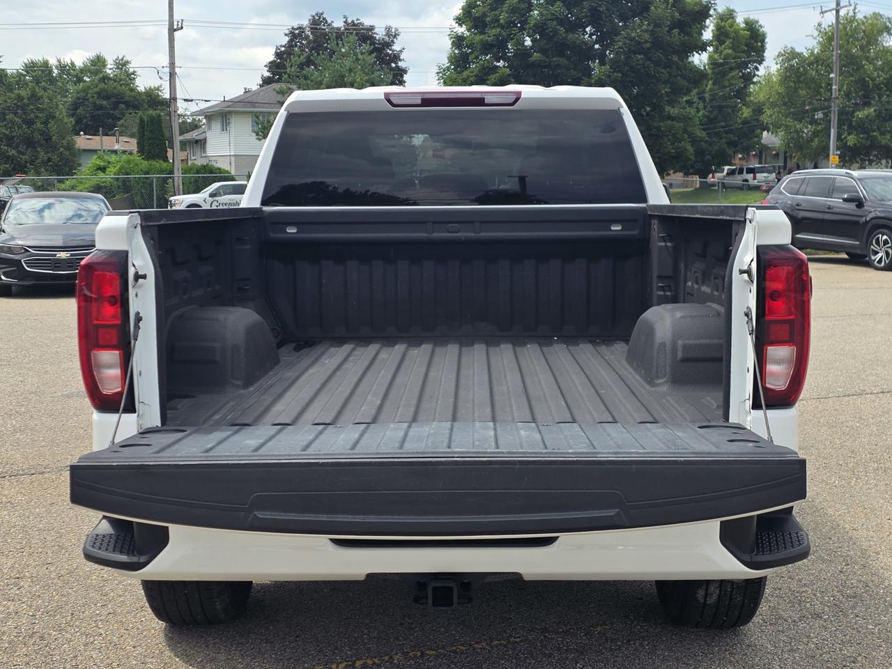 2024 GMC Sierra 1500 Pro Crew Cab 4WD Photo