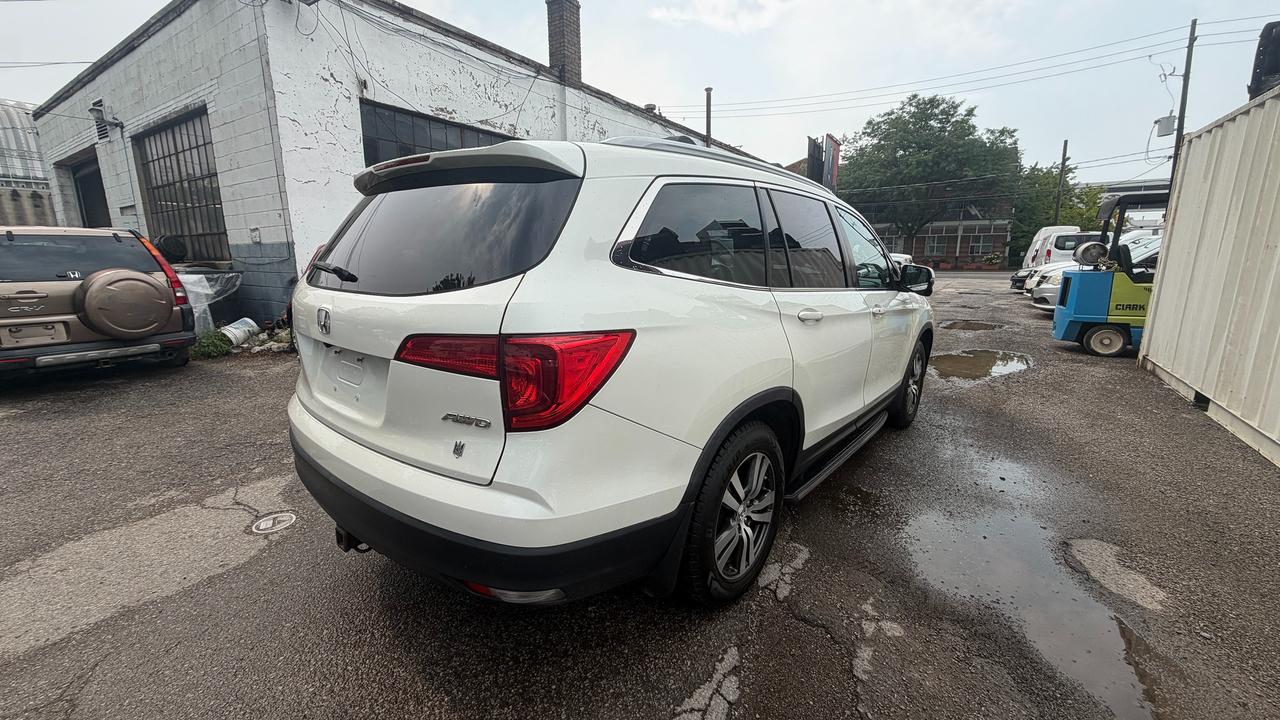 2016 Honda Pilot EX-L Photo