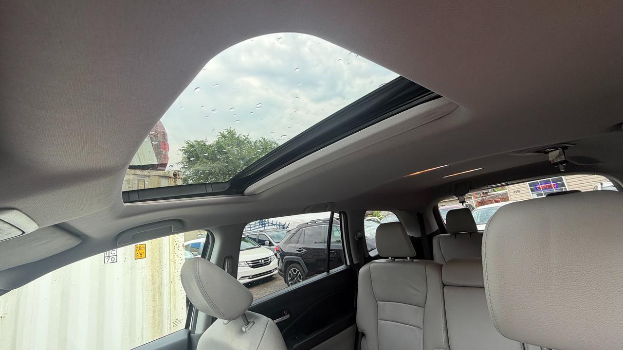 2016 Honda Pilot EX-L Photo