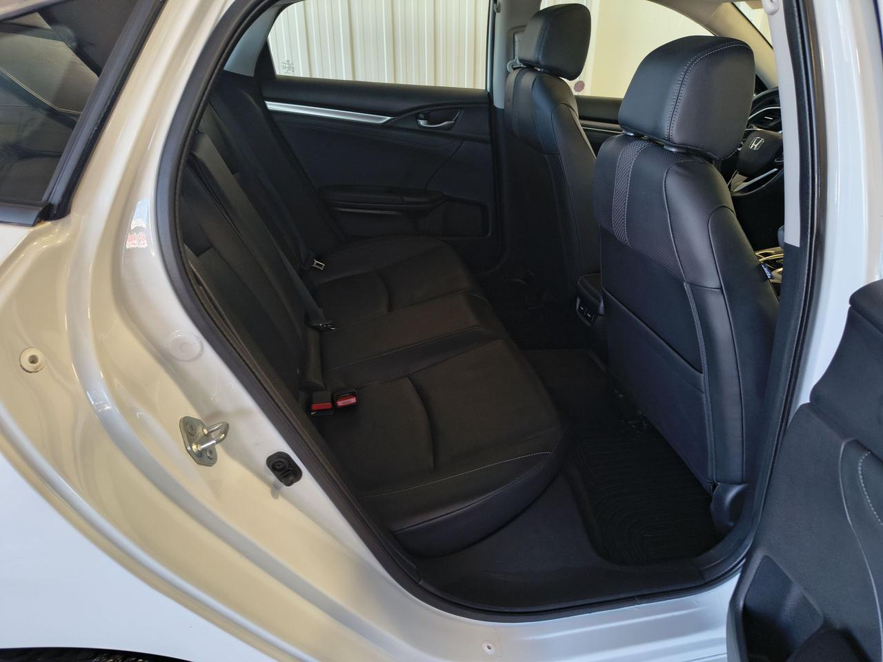 2021 Honda Civic Touring Photo0