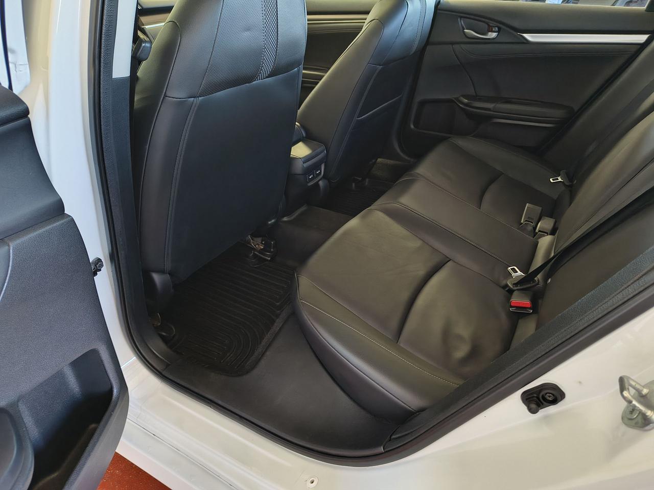 2021 Honda Civic Touring Photo