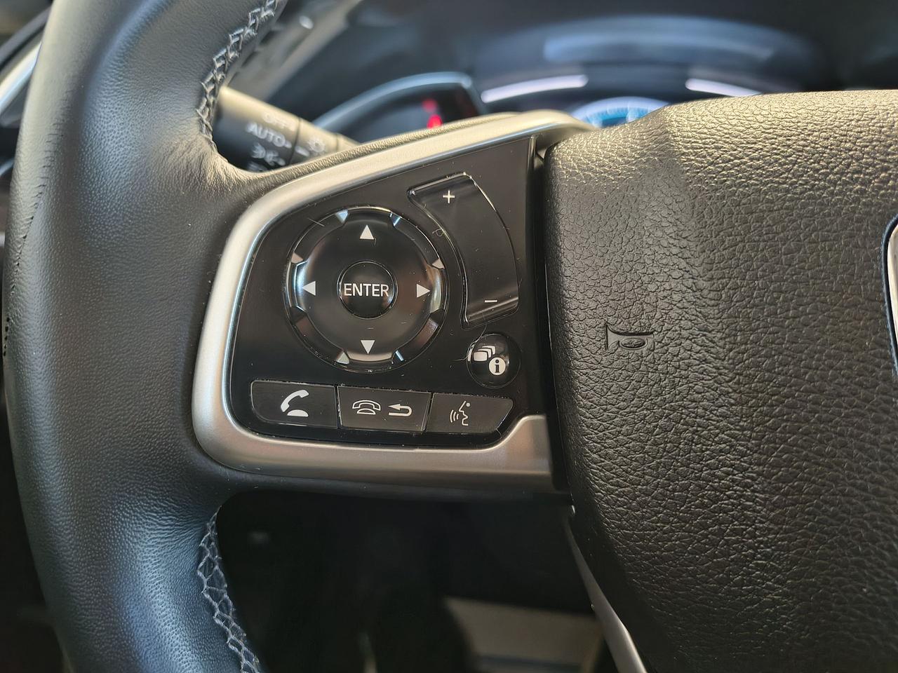 2021 Honda Civic Touring Photo0