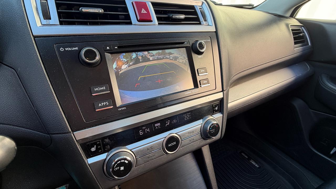 2016 Subaru Legacy 2.5I Photo