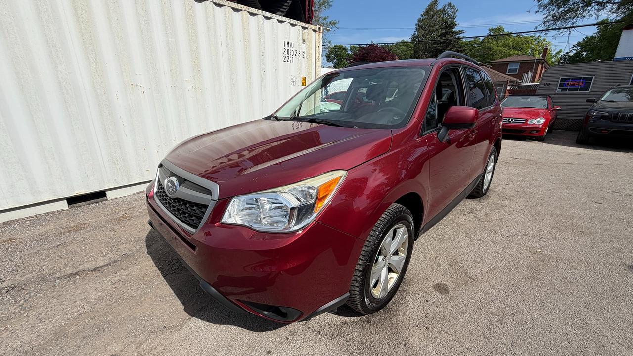2016 Subaru Forester i Touring w/Tech Pkg Photo2