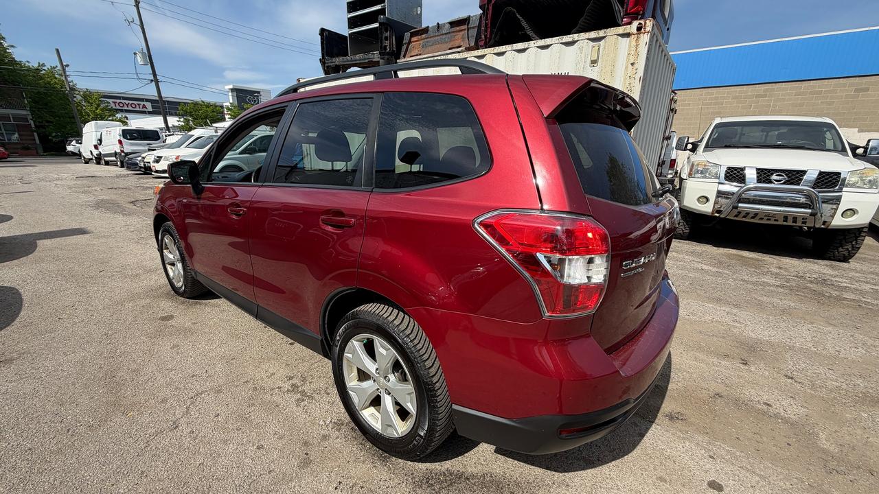 2016 Subaru Forester i Touring w/Tech Pkg Photo