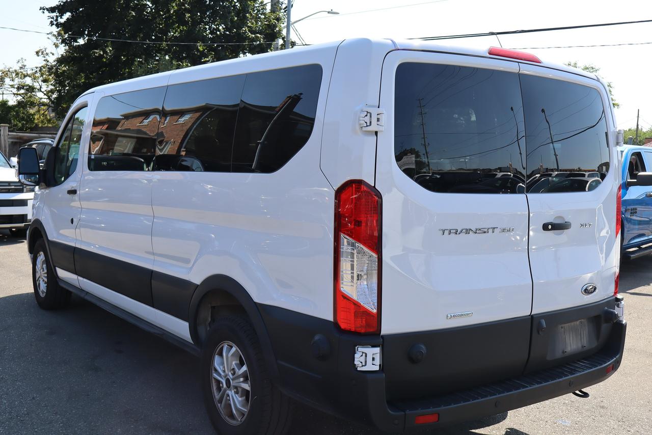 2024 Ford Transit XLT 12 passnger Photo