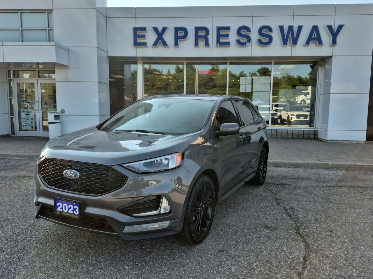 2023 Ford Edge ST-LINE, HEATED SEATS AND STEERING WHEEL,PANO ROOF Photo0