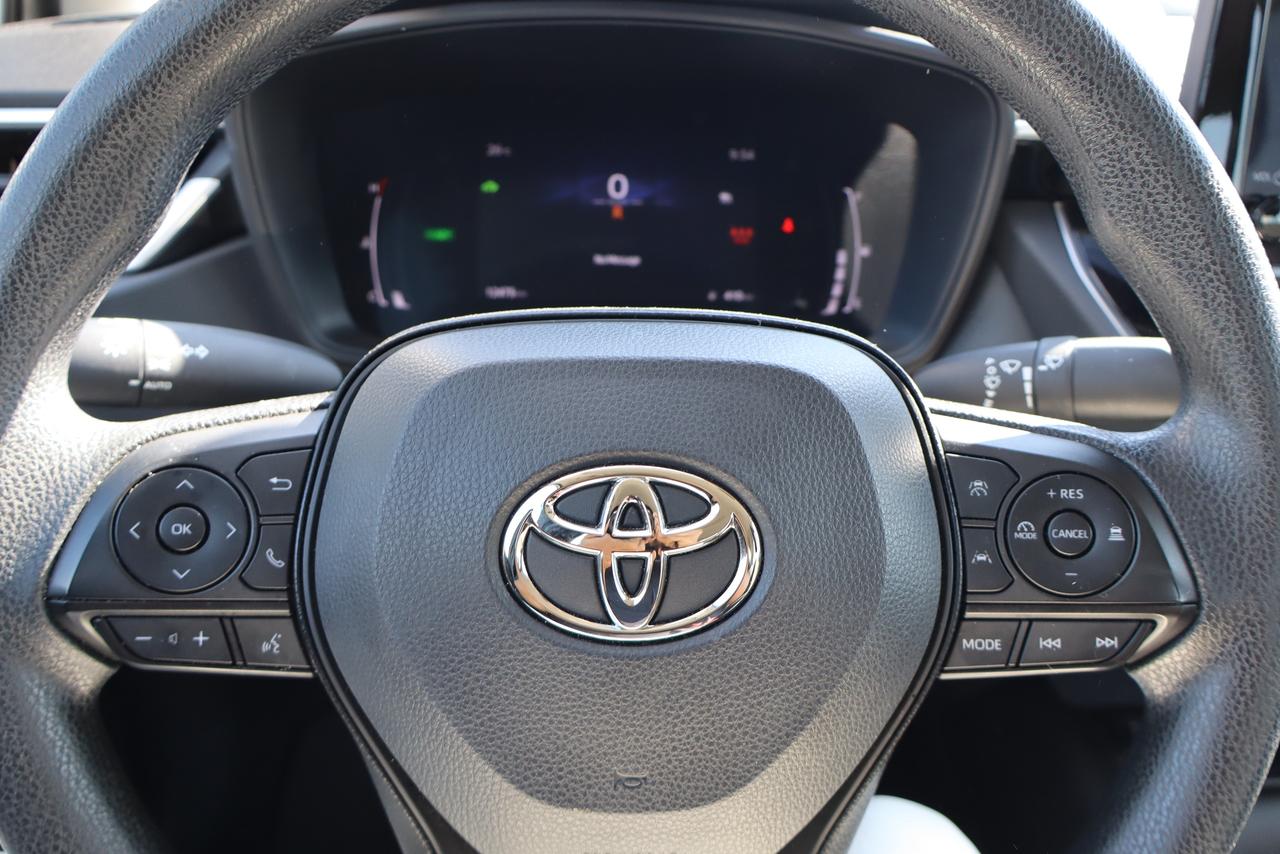 2026 Toyota Corolla Hybrid LE Photo