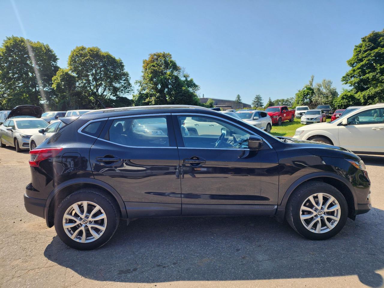 2020 Nissan Qashqai SV l Clean Carfax l No Accidents l Good Condition Photo