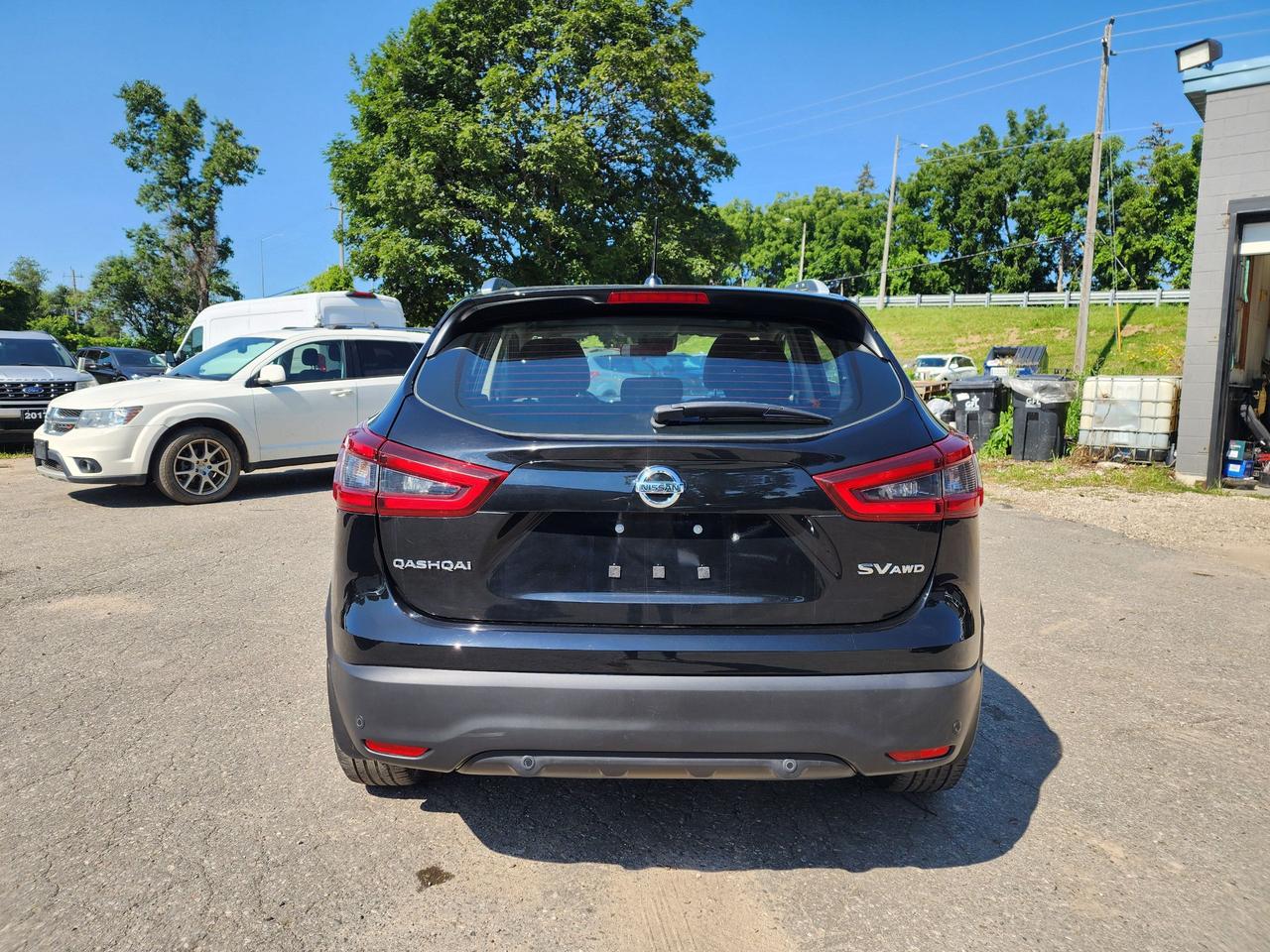 2020 Nissan Qashqai SV l Clean Carfax l No Accidents l Good Condition Photo