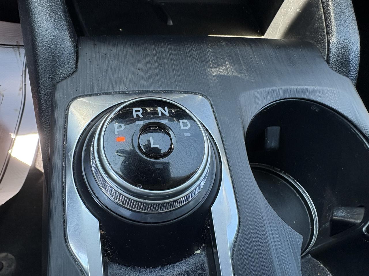 2020 Ford Escape Titanium Hybrid Photo