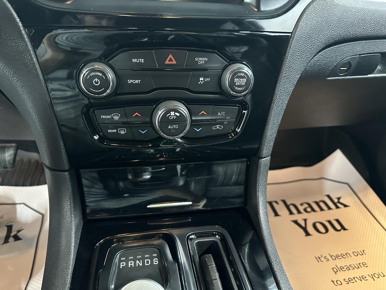 2019 Chrysler 300 300S RWD Photo7