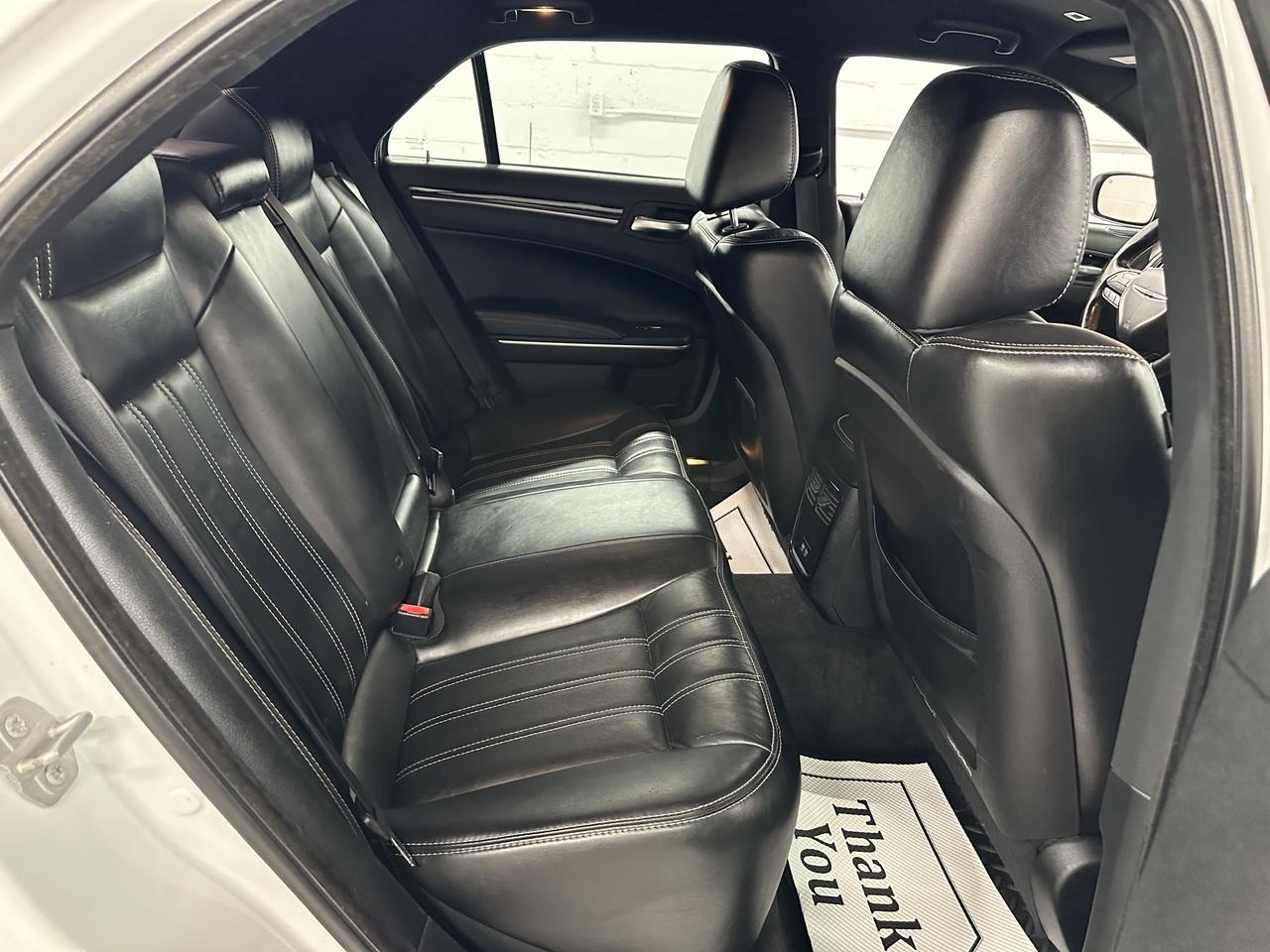 2019 Chrysler 300 300S RWD Photo25