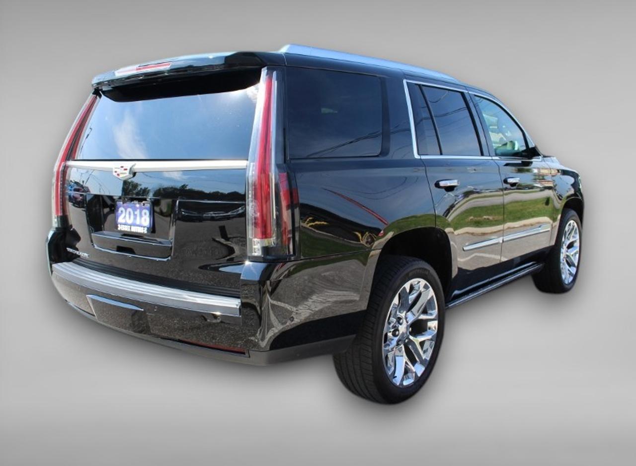 2018 Cadillac Escalade Platinum*LowKs*4x4*Heated Leather*SunRoof*Media Photo